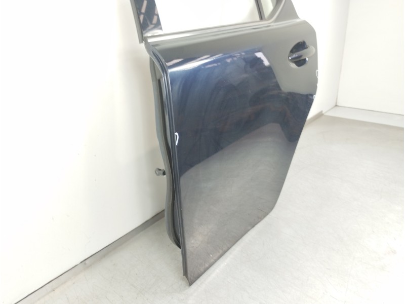 Recambio de puerta trasera izquierda para lexus is 220 d (xe2) referencia OEM IAM JTHBB262302  