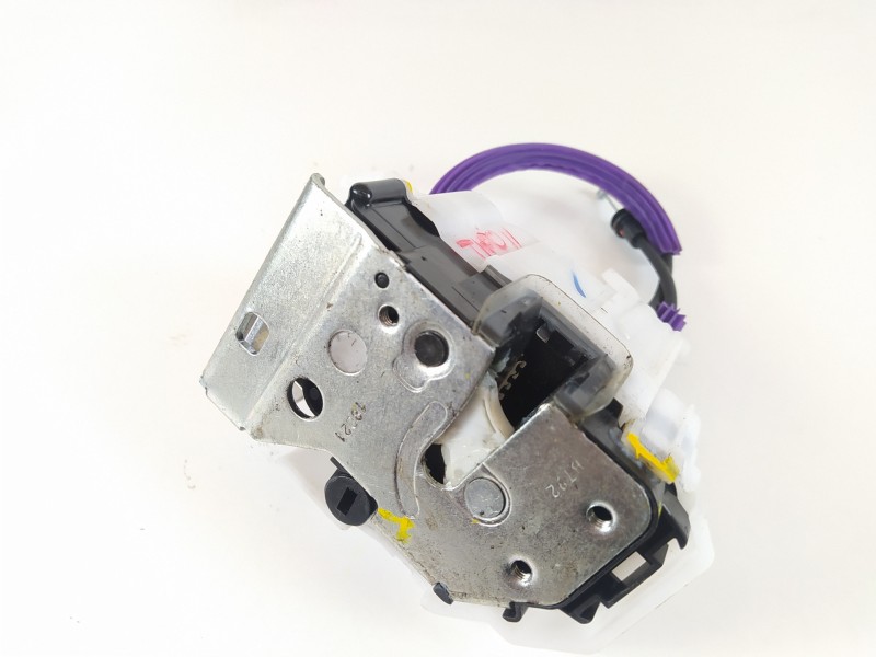 Recambio de cerradura puerta delantera derecha para fiat tipo ii (356) sedan referencia OEM IAM 519839440  