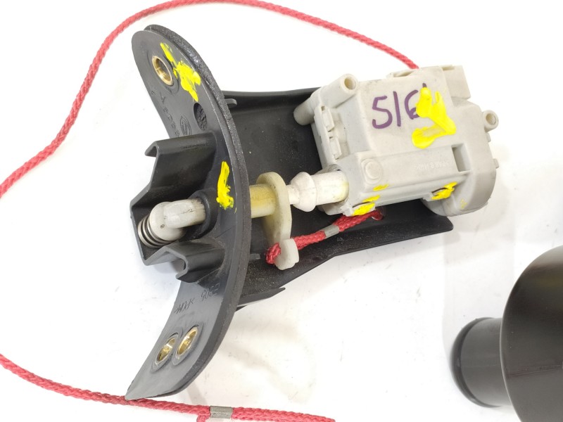 Recambio de tapa exterior combustible para maserati granturismo s referencia OEM IAM 69941400 290204 60682498
