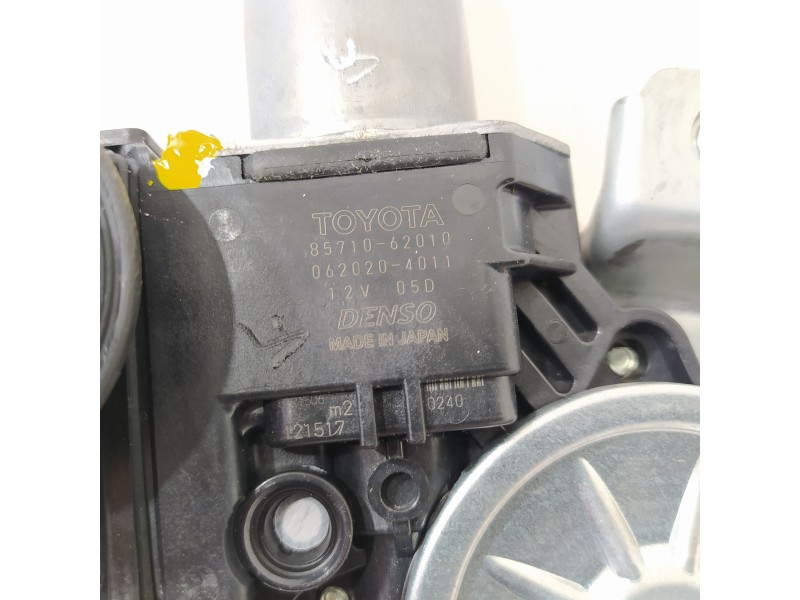 Recambio de elevalunas delantero derecho para toyota prius zvw40(w)/zvw40l (zvw40) referencia OEM IAM 8571062010 0620204011 