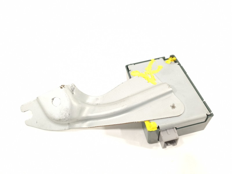 Recambio de modulo electronico para lexus is 220 d (xe2) referencia OEM IAM 8974053060  