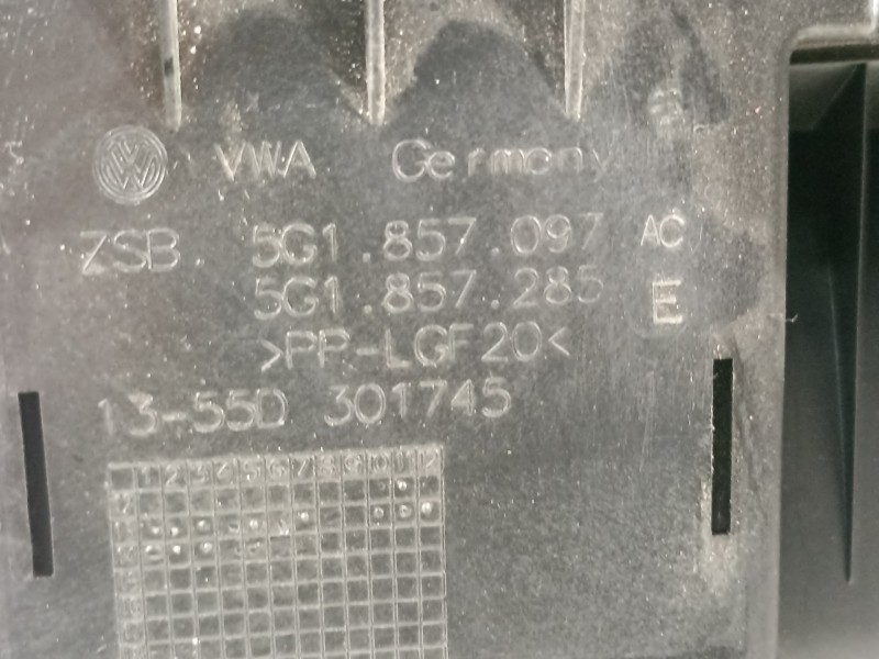 Recambio de guantera para volkswagen golf vii lim. advance bluemotion referencia OEM IAM 5G1857290K  