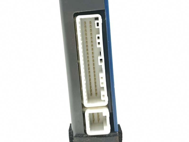 Recambio de modulo electronico para lexus is 220 d (xe2) referencia OEM IAM 8865053190  