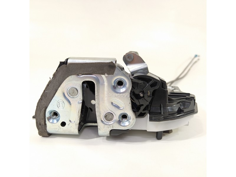 Recambio de cerradura puerta trasera derecha para toyota prius zvw40(w)/zvw40l (zvw40) referencia OEM IAM 00522143  