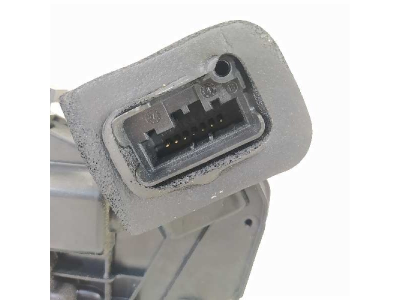Recambio de cerradura puerta delantera derecha para volkswagen golf vi (5k1) sport referencia OEM IAM 5K1837016B  