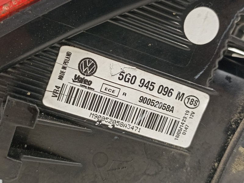Recambio de piloto trasero derecho para volkswagen golf vii lim. advance bluemotion referencia OEM IAM 5G0945096M  