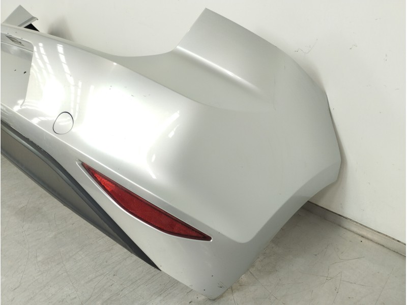 Recambio de paragolpes trasero para volkswagen golf vii lim. advance bluemotion referencia OEM IAM 5G6807421  