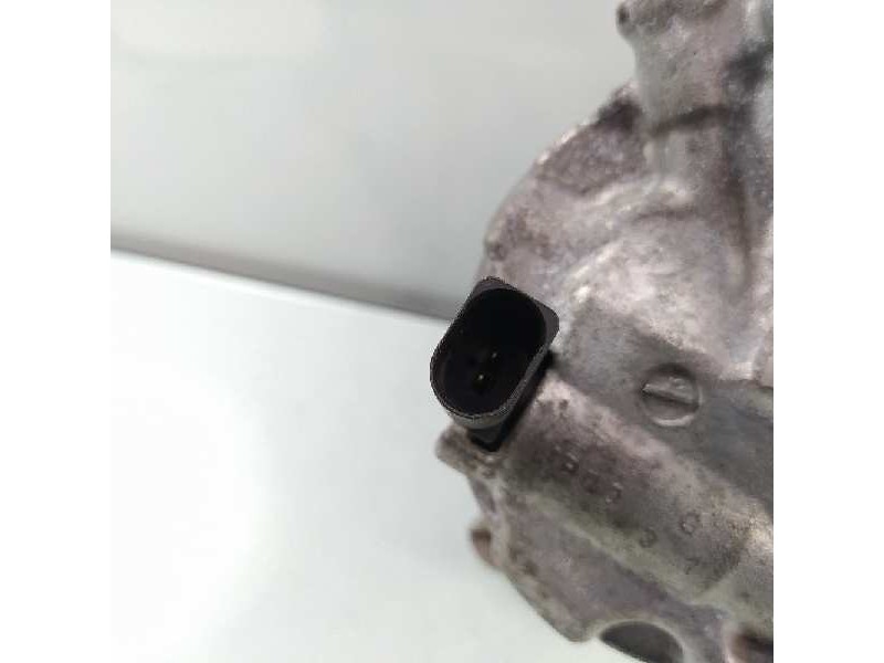 Recambio de compresor aire acondicionado para volkswagen golf vi (5k1) sport referencia OEM IAM 5Q0820803F GE4471506034 