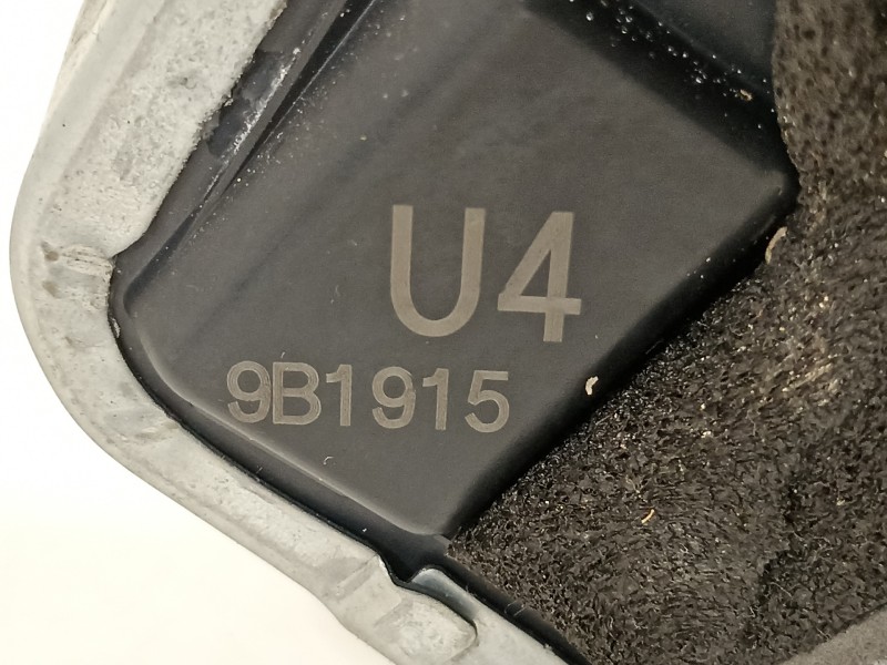 Recambio de cerradura puerta trasera izquierda para lexus is 220 d (xe2) referencia OEM IAM U49B1915  