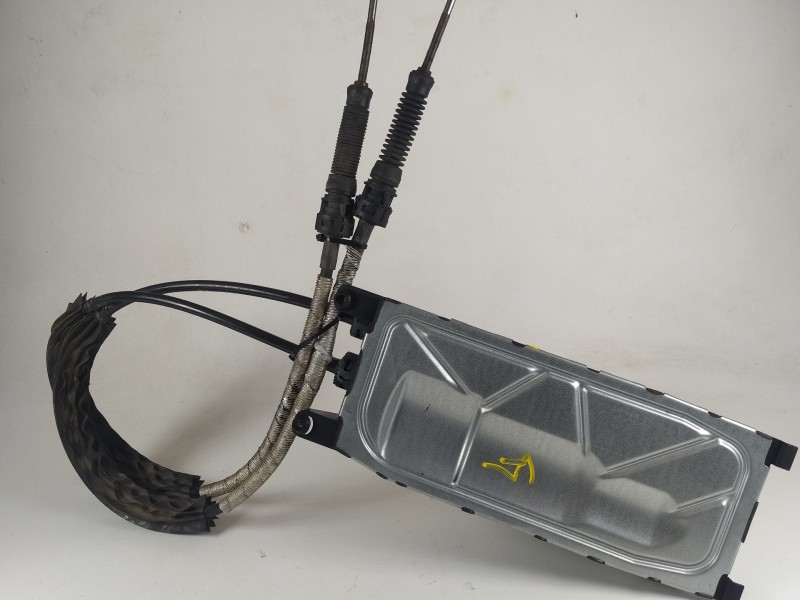 Recambio de palanca cambio para volkswagen golf vii lim. advance bluemotion referencia OEM IAM 5Q0711049AP  