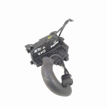 CERRADURA PUERTA TRASERA DERECHA 825020002R 