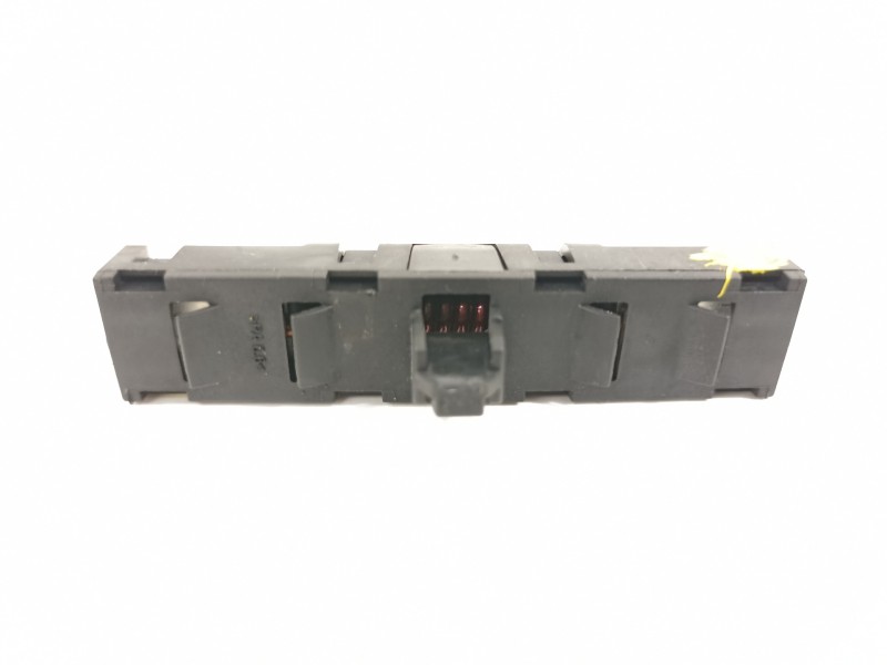 Recambio de antena para volkswagen golf vii lim. advance bluemotion referencia OEM IAM 5N0035570  