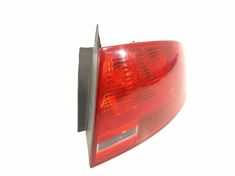 Recambio de piloto trasero derecho para audi a4 berlina (8e) 2.0 tdi 16v (103kw) referencia OEM IAM 8E945096  