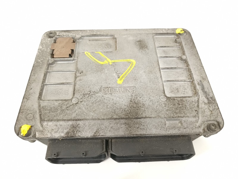 Recambio de centralita motor uce para seat ibiza (6l1) cool referencia OEM IAM 03E906033D  