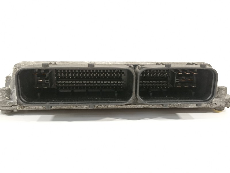 Recambio de centralita motor uce para seat ibiza (6l1) cool referencia OEM IAM 03E906033D  