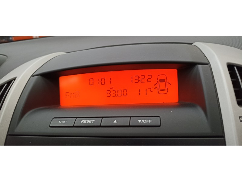 Recambio de pantalla multifuncion para kia cee´d active referencia OEM IAM 957101H100  