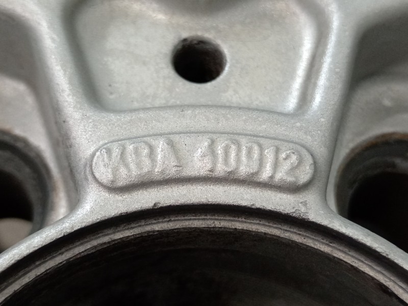 Recambio de juego de llantas para mercedes-benz vaneo (w414) furgoneta compacta cdi (414.700) referencia OEM IAM KBA40912  