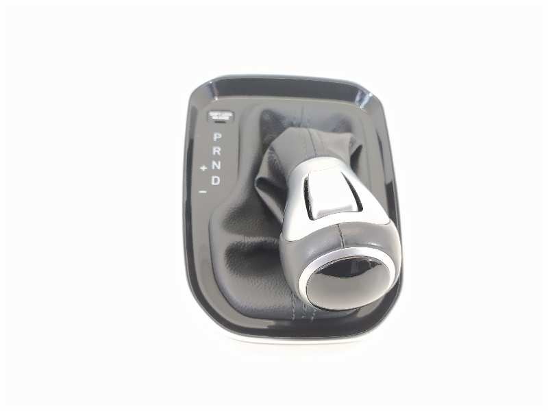 Recambio de pomo palanca cambio para hyundai i30 (pd) 1.6 crdi cat referencia OEM IAM 1611140337  
