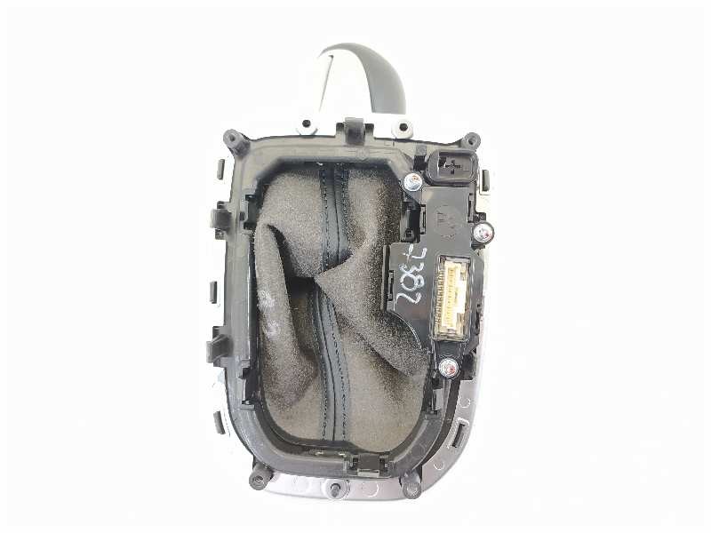 Recambio de pomo palanca cambio para hyundai i30 (pd) 1.6 crdi cat referencia OEM IAM 1611140337  