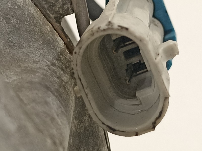 Recambio de compresor aire acondicionado para opel insignia berlina edition referencia OEM IAM 13232307  