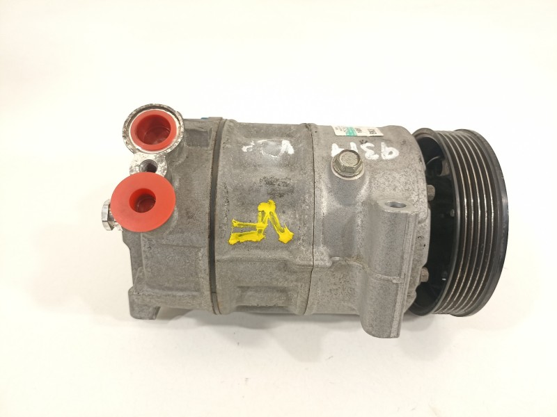 Recambio de compresor aire acondicionado para opel insignia berlina edition referencia OEM IAM 13232307  