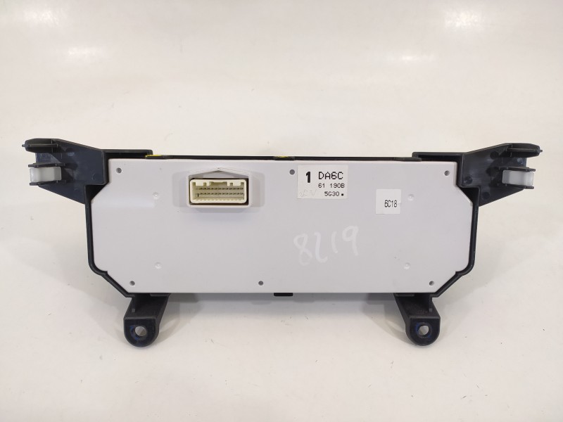 Recambio de mando climatizador para mazda 2 lim. () black tech edition referencia OEM IAM DA6C61190B  