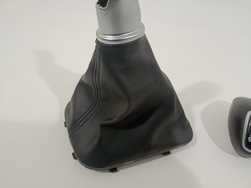 Recambio de pomo palanca cambio para hyundai i30 (pd) essence referencia OEM IAM   