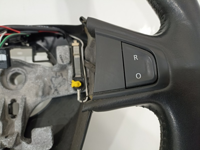 Recambio de volante para renault scenic iii expression referencia OEM IAM 609581499 609581410 