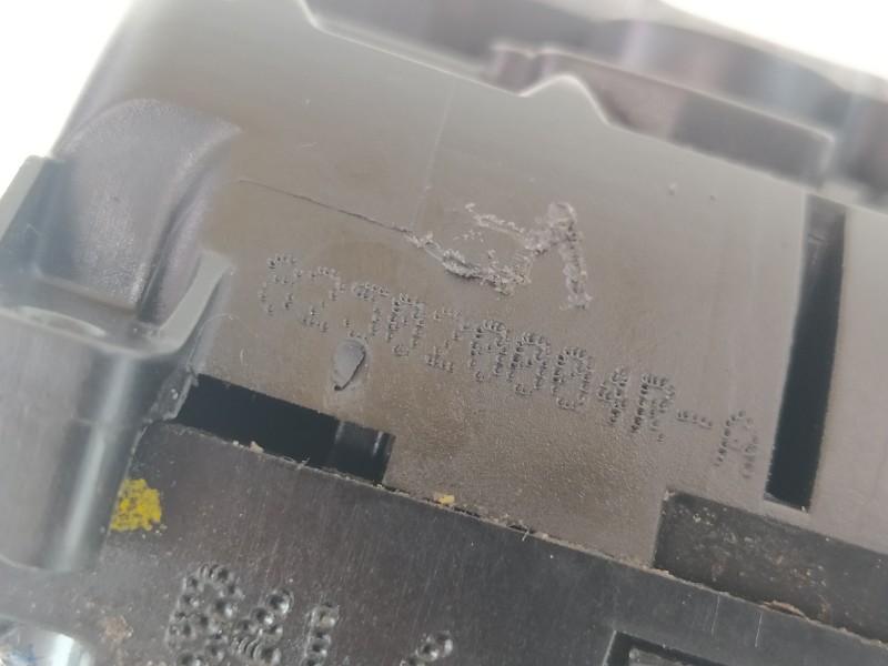 Recambio de cerradura puerta trasera derecha para renault scenic iii expression referencia OEM IAM 825020004R  