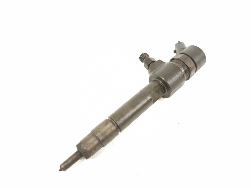 Recambio de inyector para opel zafira b cosmo referencia OEM IAM 0445110165  