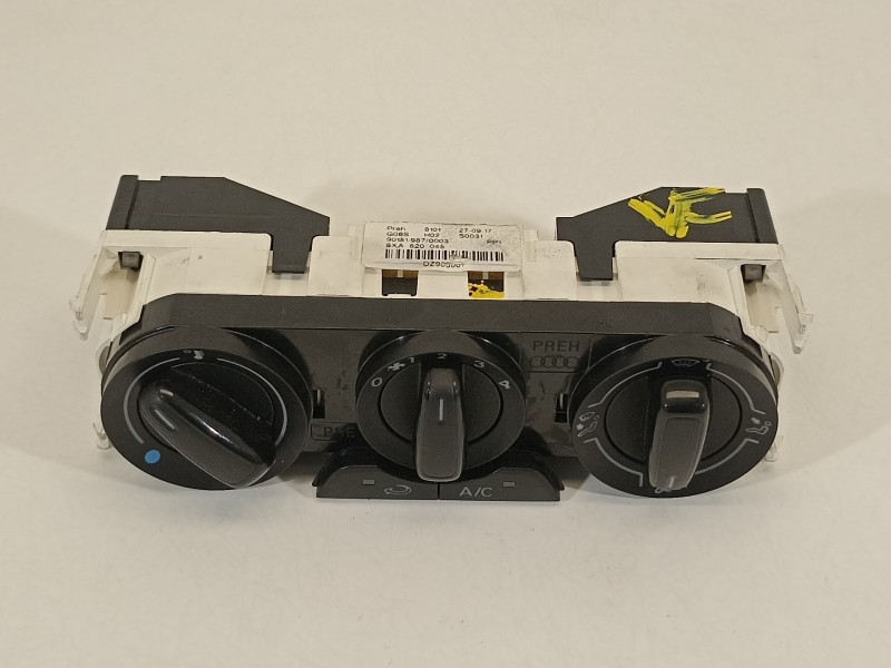 Recambio de mando calefaccion / aire acondicionado para audi a1 (8xk) attraction referencia OEM IAM 8XA820045  