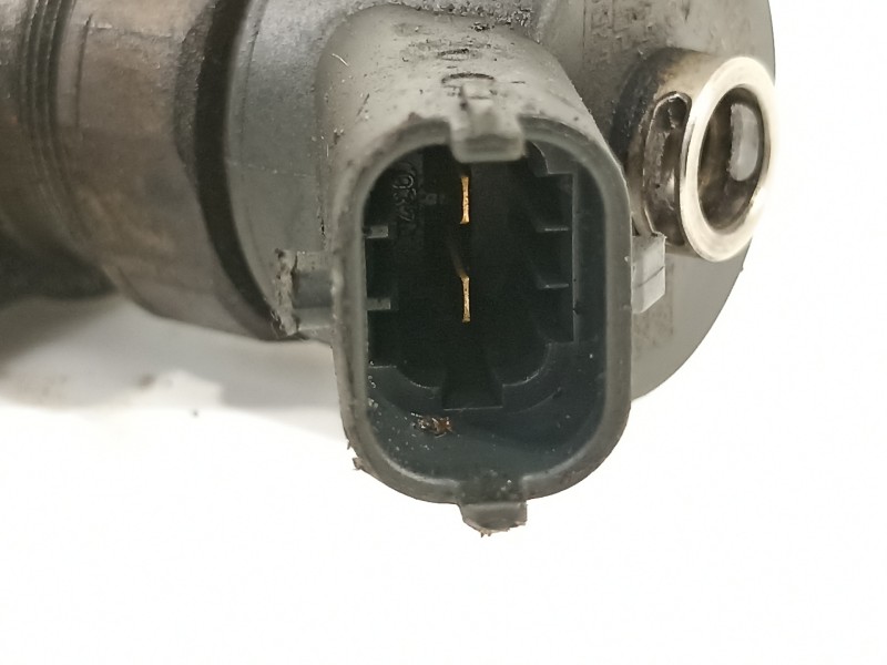 Recambio de inyector para opel zafira b cosmo referencia OEM IAM 0445110165  