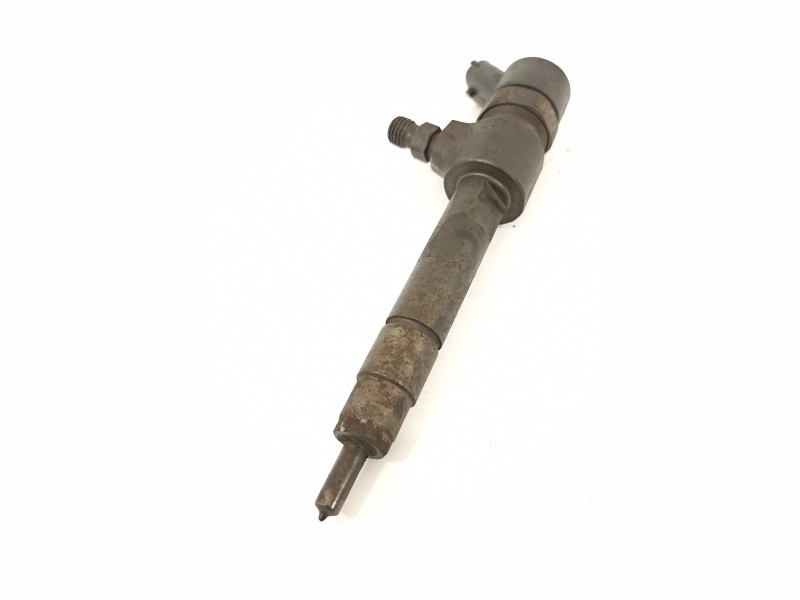 Recambio de inyector para opel zafira b cosmo referencia OEM IAM 0445110165  