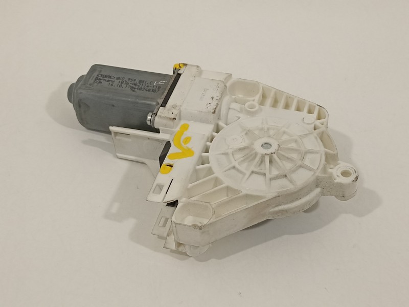 Recambio de motor elevalunas delantero izquierdo para audi a1 (8xk) attraction referencia OEM IAM 8K0959801C  