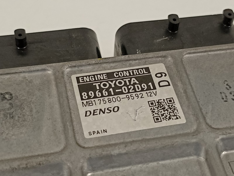 Recambio de centralita motor uce para toyota auris luna referencia OEM IAM 8966102D91 1758009592 