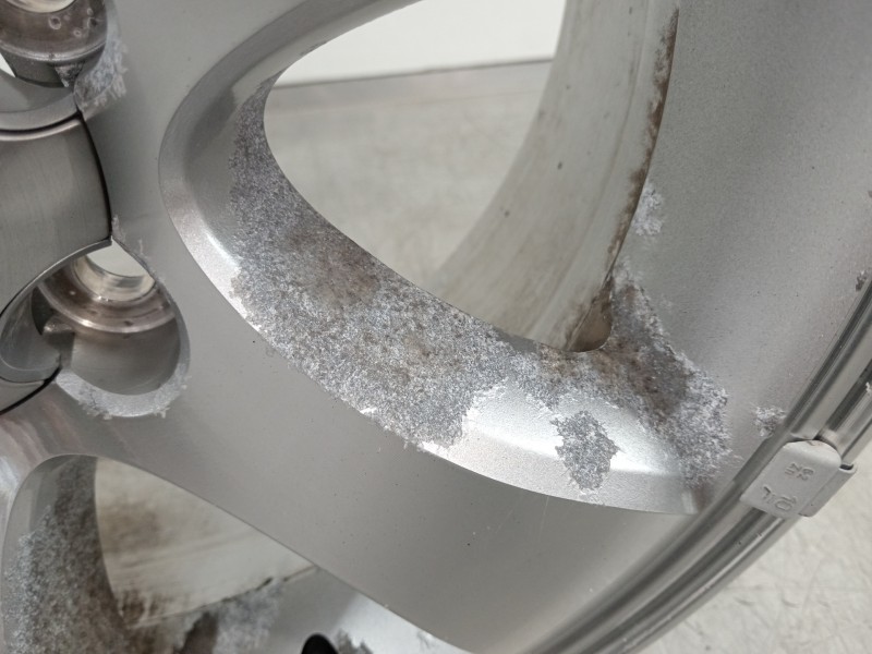 Recambio de llanta para toyota land cruiser (j12) 3.0 d-4d gx referencia OEM IAM   