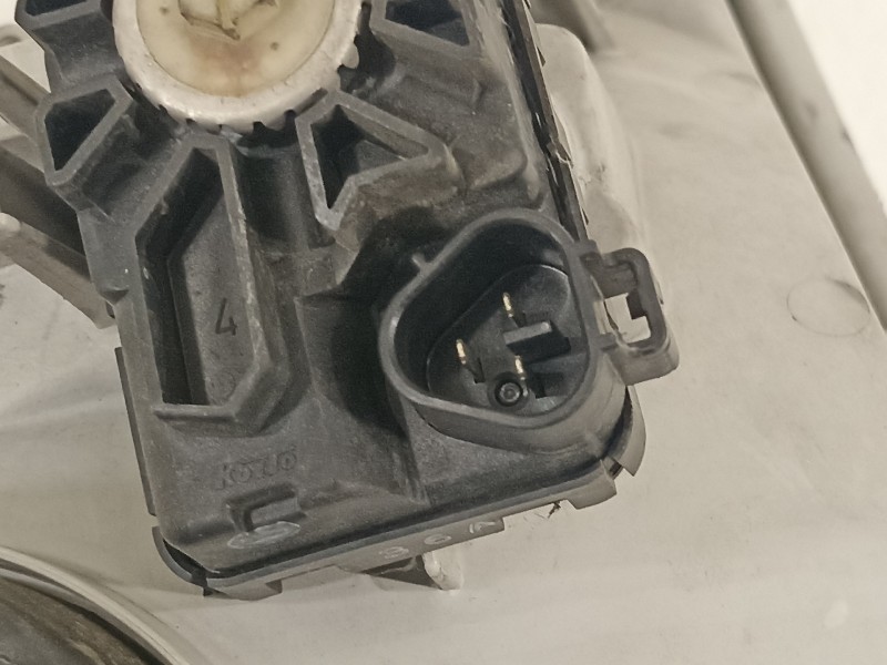 Recambio de faro izquierdo para toyota land cruiser (j12) 3.0 d-4d gx referencia OEM IAM   