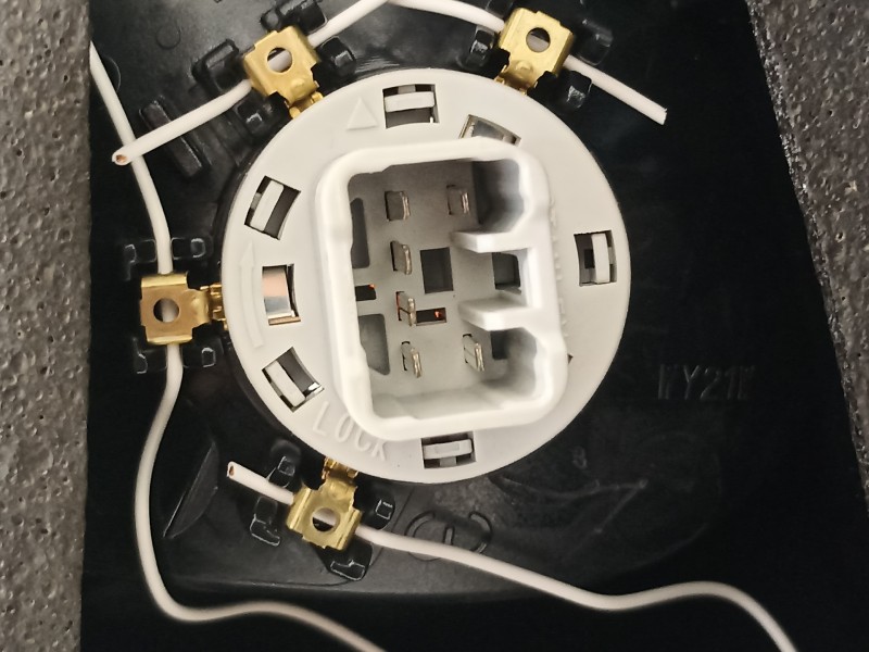 Recambio de piloto trasero izquierdo para toyota land cruiser (j12) 3.0 d-4d gx referencia OEM IAM   