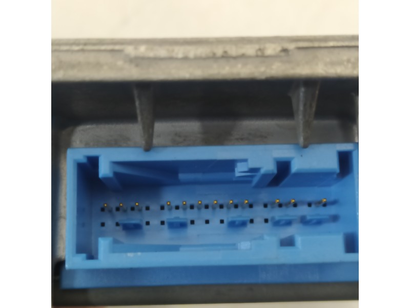 Recambio de centralita airbag para opel vectra c berlina comfort referencia OEM IAM 13170589  