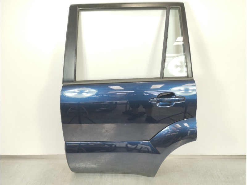 Recambio de puerta trasera izquierda para toyota land cruiser (j12) 3.0 d-4d gx referencia OEM IAM   