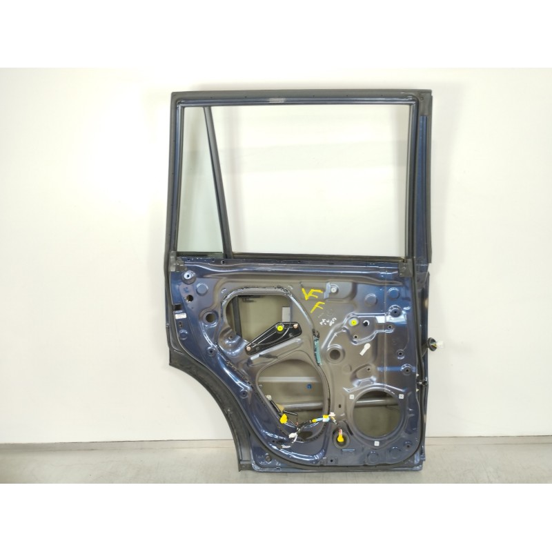 Recambio de puerta trasera izquierda para toyota land cruiser (j12) 3.0 d-4d gx referencia OEM IAM   