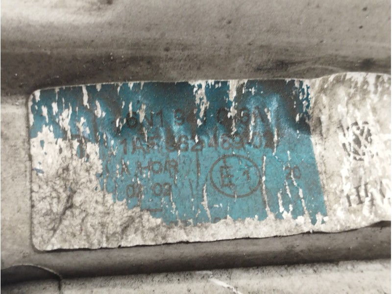 Recambio de faro derecho para volkswagen polo berlina (6n2) trendline referencia OEM IAM 6N1941018AA  