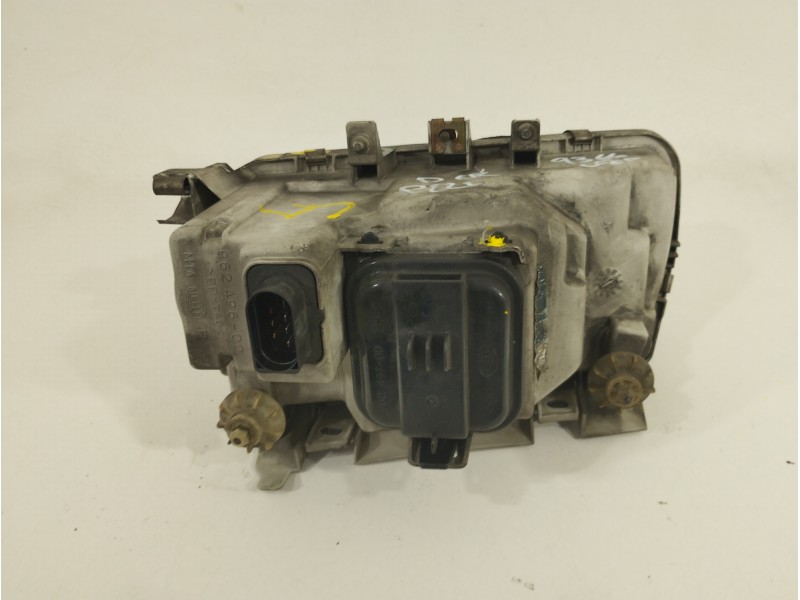 Recambio de faro derecho para volkswagen polo berlina (6n2) trendline referencia OEM IAM 6N1941018AA  