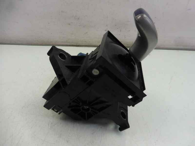 Recambio de palanca cambio para toyota prius (nhw30) eco referencia OEM IAM 75C583  