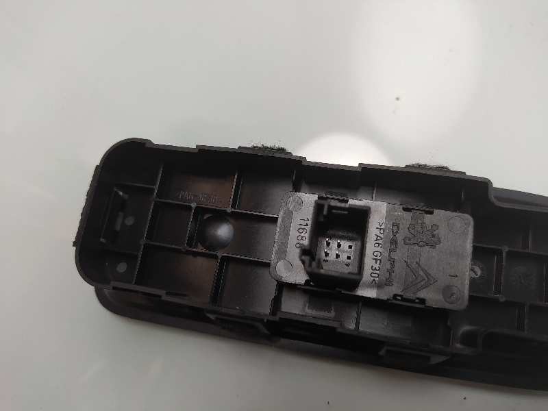 Recambio de mando elevalunas delantero derecho para citroën c5 berlina s referencia OEM IAM 96565184XT  