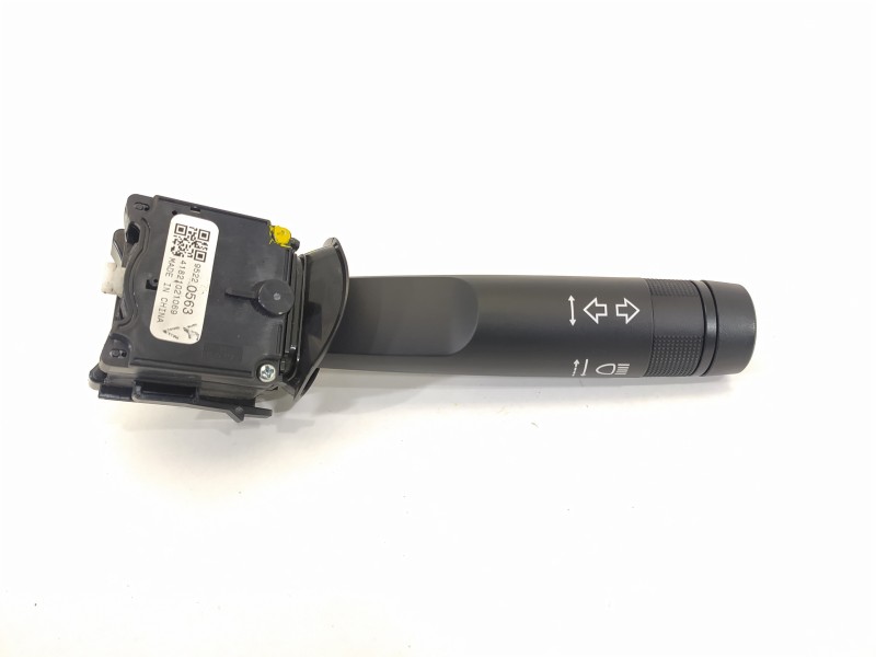 Recambio de mando intermitentes para opel insignia berlina excellence referencia OEM IAM 95220563  