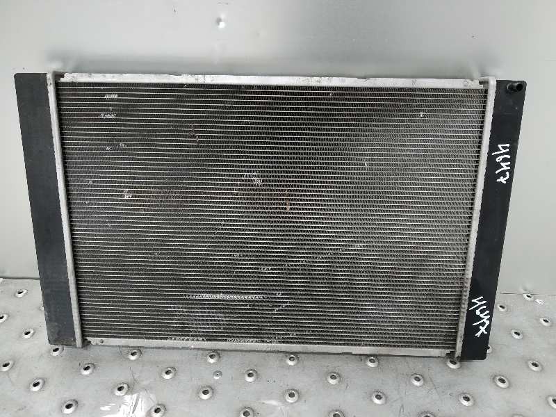 Recambio de radiador agua para toyota auris luna+ referencia OEM IAM 4221343070  