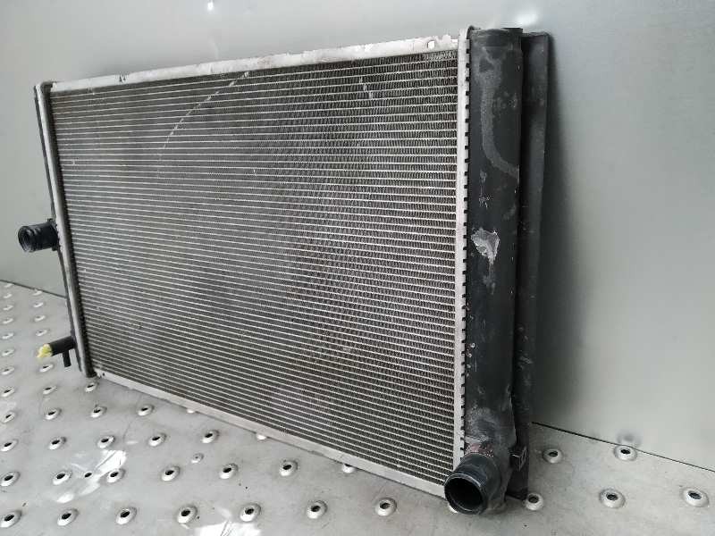 Recambio de radiador agua para toyota auris luna+ referencia OEM IAM 4221343070  