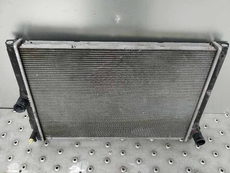 Recambio de radiador agua para toyota auris luna+ referencia OEM IAM 4221343070  