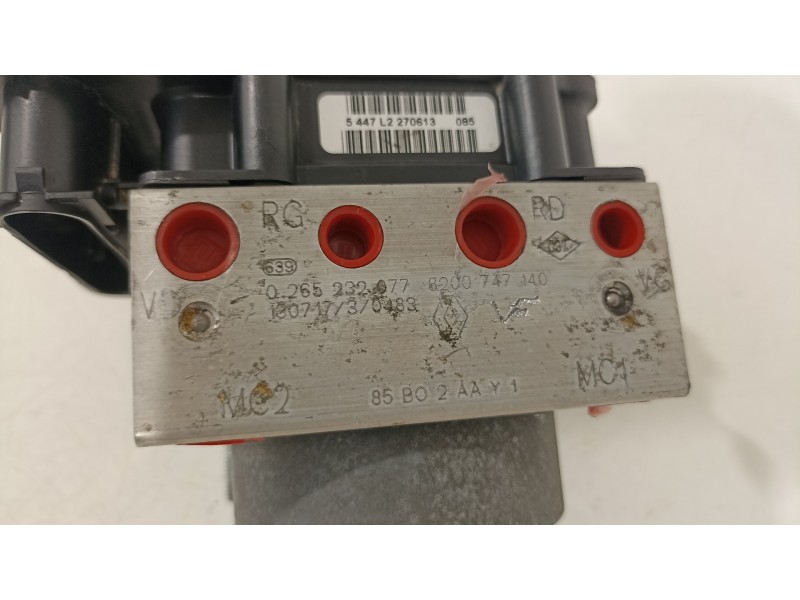 Recambio de abs para renault clio iii authentique referencia OEM IAM 8200747140  